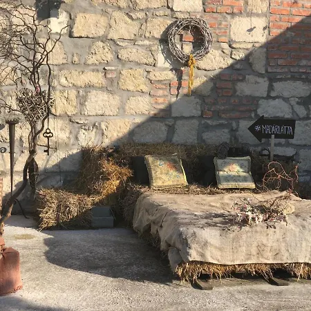 Madarlatta Vendeghaz Guest house Fertorakos