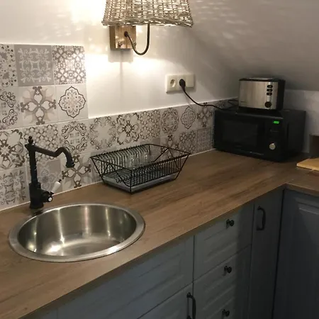 Madarlatta Vendeghaz Guest house Fertorakos
